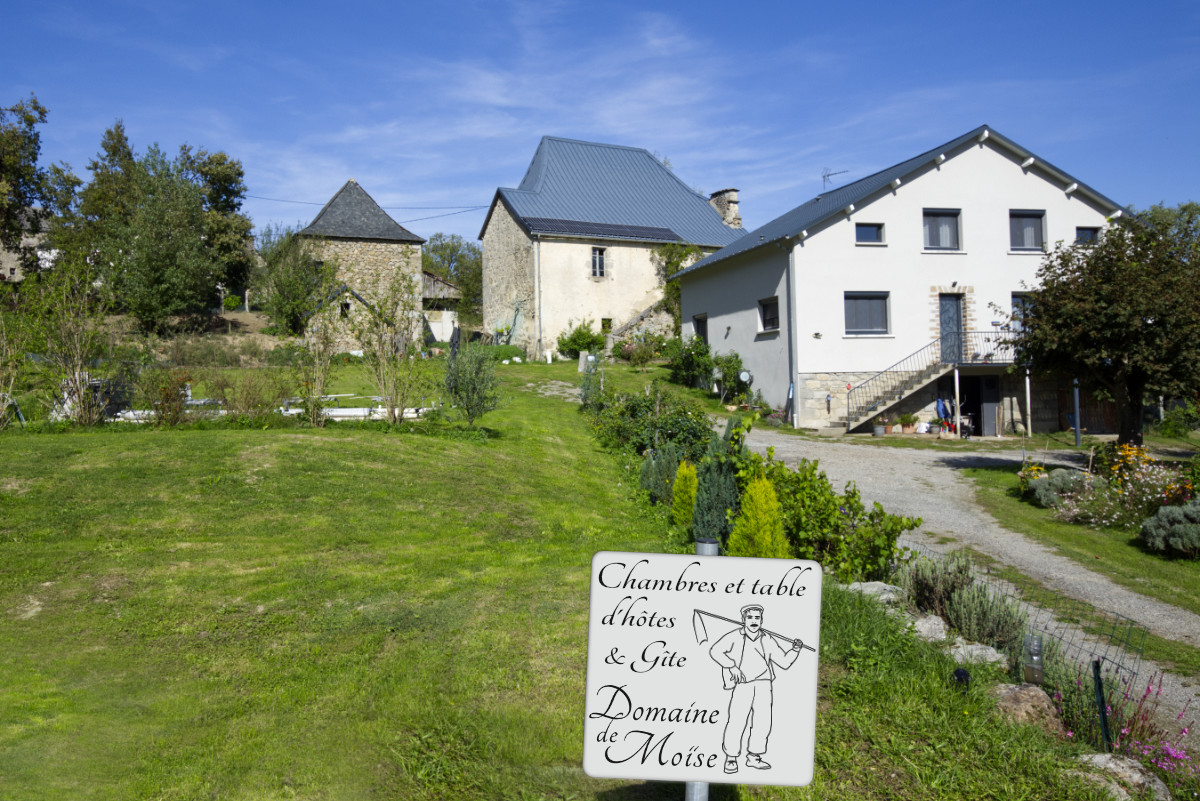 domainedemoise domaine de moïse, chambres et table d'hôtes & gîte avec piscine